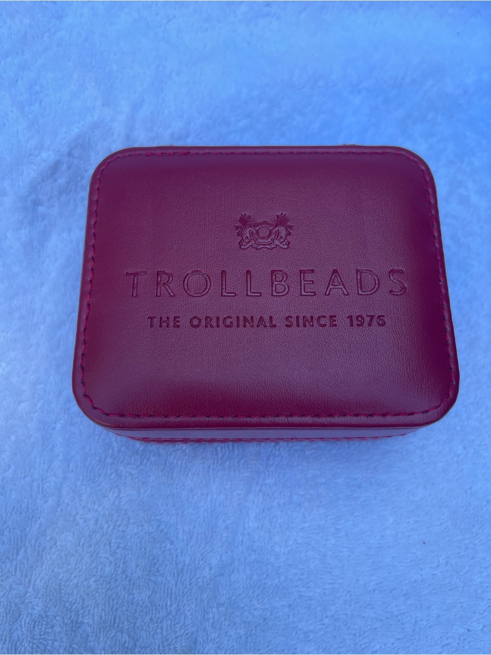 Trollbeads jewelry storage. New in plastic. Redish color. - Picture 2 of 6